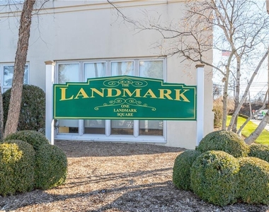 1 Landmark Square - Photo Thumbnail 2