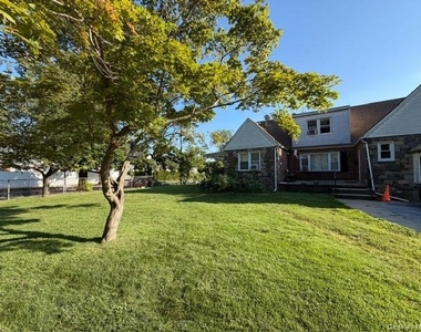 134 Stuart Avenue - Photo Thumbnail 1