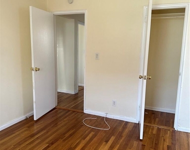 101 Carpenter Avenue - Photo Thumbnail 4