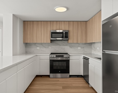 1 Lyon Place - Photo Thumbnail 6