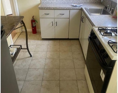 64 Stuart Avenue - Photo Thumbnail 4