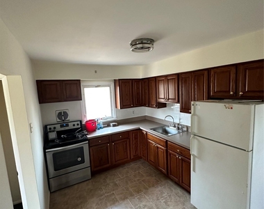 137 Nassau Boulevard - Photo Thumbnail 3