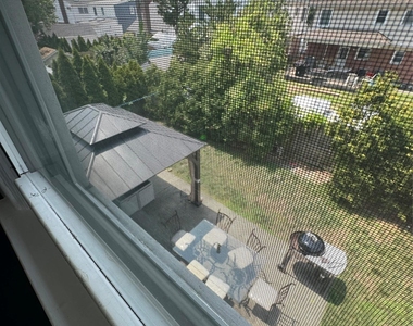 137 Nassau Boulevard - Photo Thumbnail 12