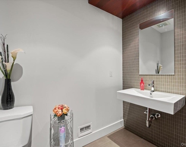 97 Pine Hollow Road - Photo Thumbnail 10