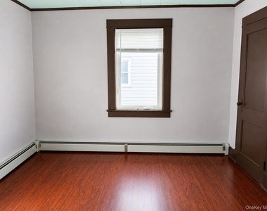 39 Crescent Place - Photo Thumbnail 8