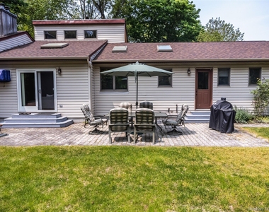 67 Belleview Avenue - Photo Thumbnail 24