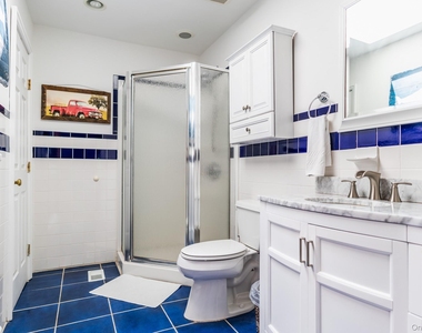 67 Belleview Avenue - Photo Thumbnail 15