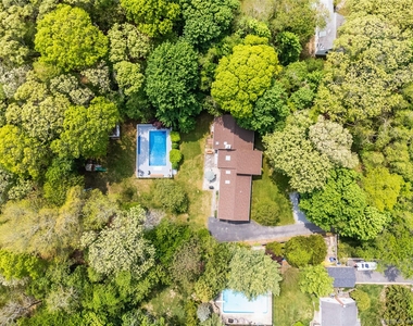 67 Belleview Avenue - Photo Thumbnail 22