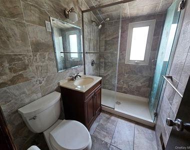 248-41 Thebes Avenue - Photo Thumbnail 8