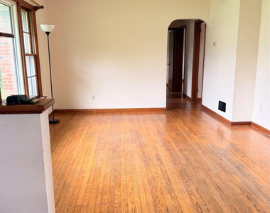 571 Temple Hill Road - Photo Thumbnail 10