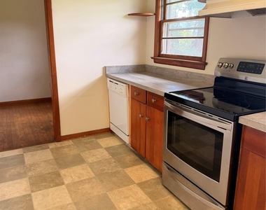 571 Temple Hill Road - Photo Thumbnail 22