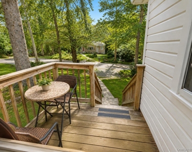 18 Hall Avenue - Photo Thumbnail 8