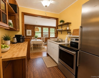 18 Hall Avenue - Photo Thumbnail 4