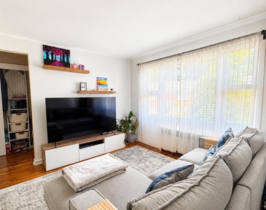 43 1/2 Carpenter Avenue - Photo Thumbnail 2
