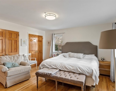 36 Florence Avenue - Photo Thumbnail 19