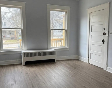 60 Main Avenue - Photo Thumbnail 1