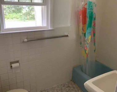 79 Devon Road - Photo Thumbnail 6