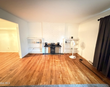 79 Devon Road - Photo Thumbnail 16