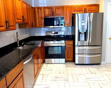 185 Sunshine Drive - Photo Thumbnail 8
