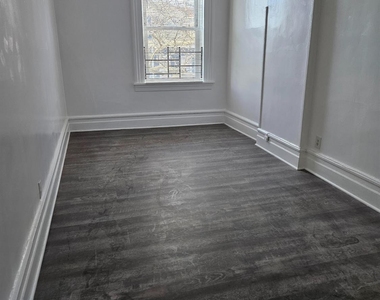110 Market Street - Photo Thumbnail 3