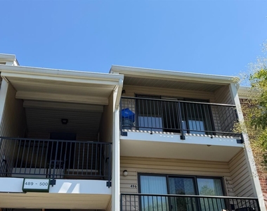 500 Danbury Lane - Photo Thumbnail 14