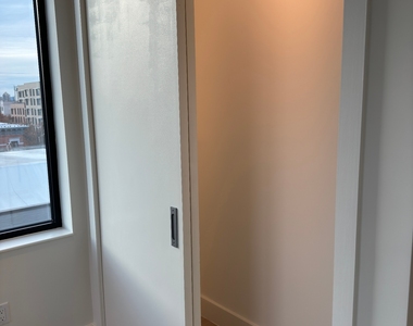 738 Grand Street - Photo Thumbnail 12