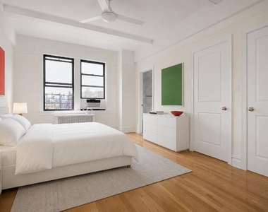 27 W 96th Street - Photo Thumbnail 4