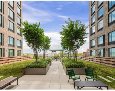 2319 3rd Avenue - Photo Thumbnail 14