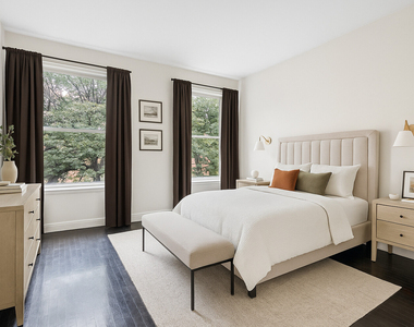 262 W 25th Street - Photo Thumbnail 4