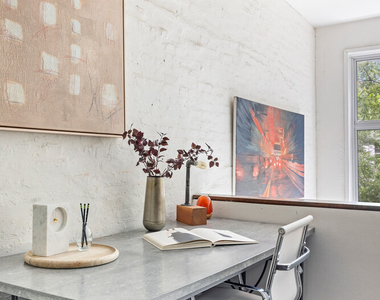 262 W 25th Street - Photo Thumbnail 10