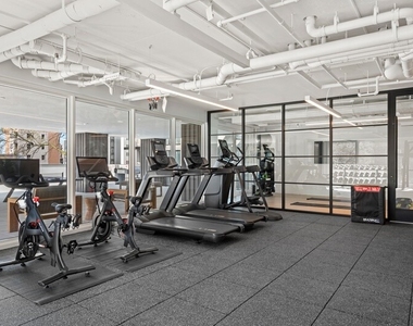 249 Willoughby Avenue - Photo Thumbnail 21