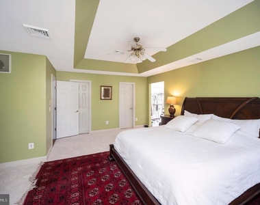 16005 Kings Mountain Road - Photo Thumbnail 24