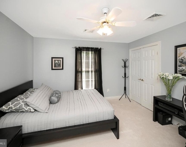 16005 Kings Mountain Road - Photo Thumbnail 22