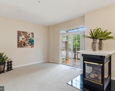 1831 Cedar Cove Way - Photo Thumbnail 5