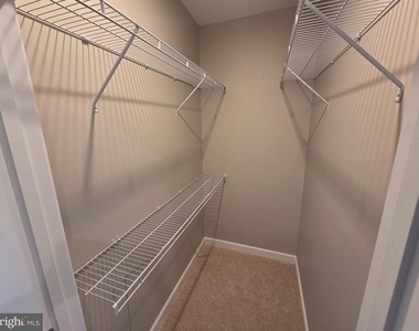 402 Mckenzie Drive - Photo Thumbnail 11