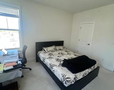 42632 Darala Drive - Photo Thumbnail 8