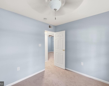 1402 N Amelia Street - Photo Thumbnail 15