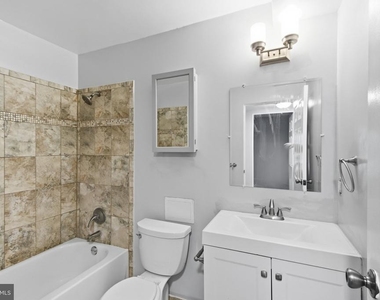 1402 N Amelia Street - Photo Thumbnail 16