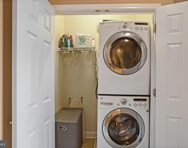 42816 Lauder Terrace - Photo Thumbnail 23