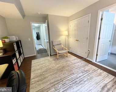 23052 Fontwell Square - Photo Thumbnail 38