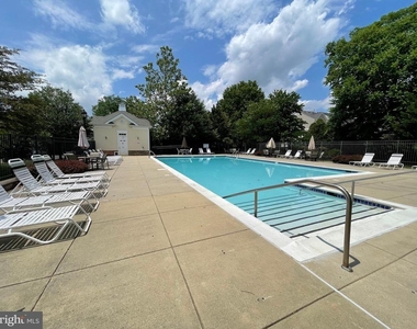 23052 Fontwell Square - Photo Thumbnail 44