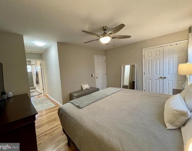 23052 Fontwell Square - Photo Thumbnail 17
