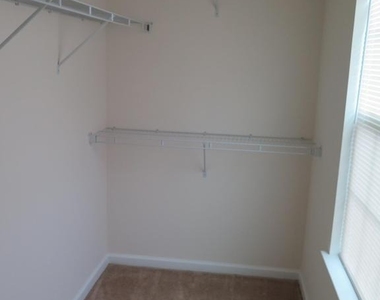 24634 Johnson Oak Terrace - Photo Thumbnail 13