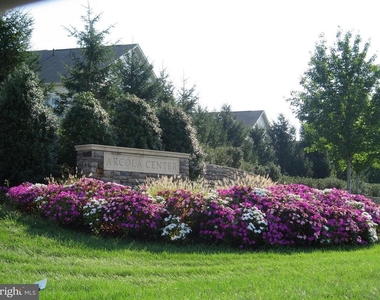 24634 Johnson Oak Terrace - Photo Thumbnail 20
