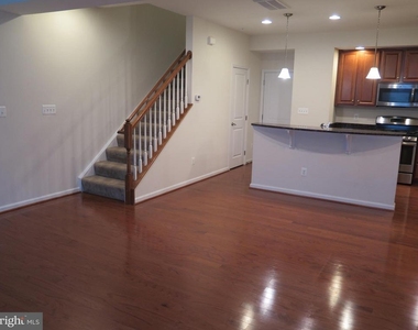 24634 Johnson Oak Terrace - Photo Thumbnail 4