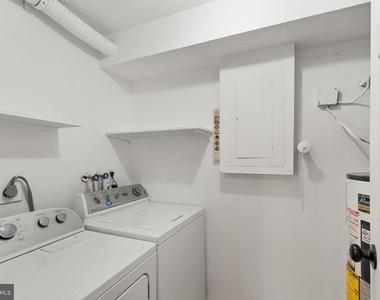 8385 Brockham Drive - Photo Thumbnail 25