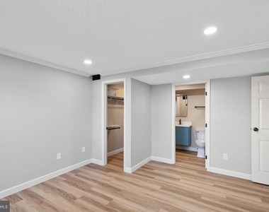 8385 Brockham Drive - Photo Thumbnail 19