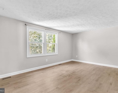 3204 Lockgate Court - Photo Thumbnail 32