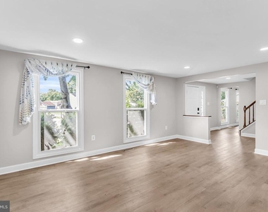 3204 Lockgate Court - Photo Thumbnail 8