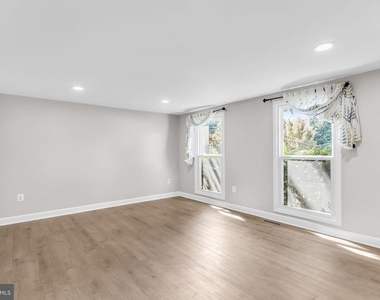 3204 Lockgate Court - Photo Thumbnail 9